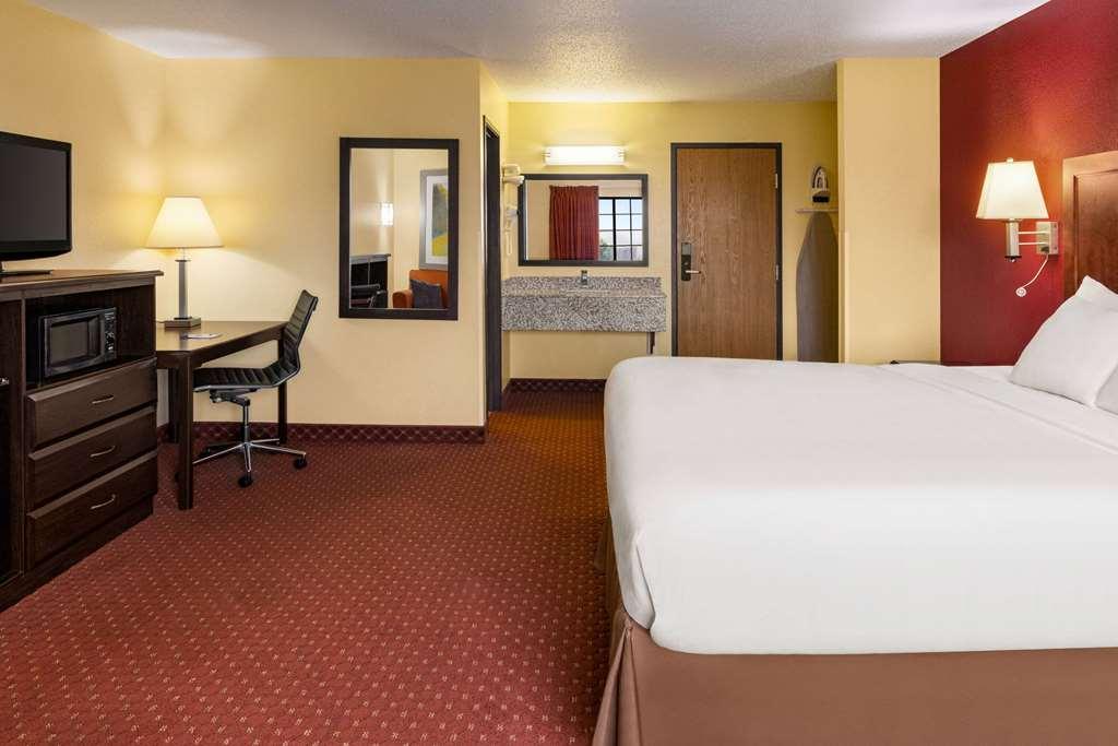 Baymont By Wyndham Cedar Rapids Hotel Cameră foto