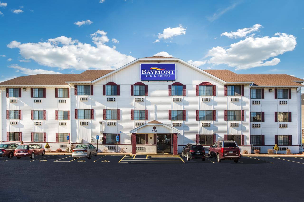 Baymont By Wyndham Cedar Rapids Hotel Exterior foto